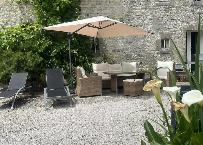 1 Château Bellenau * Saint-Come-du-Mont